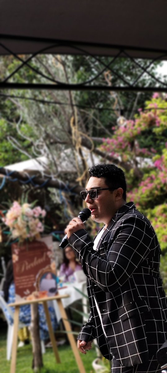 Eddy Leija Cantante (@eddyleijaa) on Twitter photo FELIZ FELIZ FELIZ CUMPLEAÑOS 🎙️✨🖤
Deseo oír tu voz cantarme por el resto de mis días. 🥹🥹🥹🥹🙏🏻🙏🏻🙏🏻
Att: Tu mujer 😎🥹🤣🩷✨
Nos vemos el 3 de mayo en <a href="/Cafe_centromx/">CAFE_CENTROMX🇲🇽</a> con <a href="/SweetFantasy_DL/">Sweet Fantasy</a> para festejar! 🎙️🔥🎵 FELIZ FELIZ FELIZ CUMPLEAÑOS 🎙️✨🖤
Deseo oír tu voz cantarme por el resto de mis días. 🥹🥹🥹🥹🙏🏻🙏🏻🙏🏻
Att: Tu mujer 😎🥹🤣🩷✨
Nos vemos el 3 de mayo en <a href="/Cafe_centromx/">CAFE_CENTROMX🇲🇽</a> con <a href="/SweetFantasy_DL/">Sweet Fantasy</a> para festejar! 🎙️🔥🎵