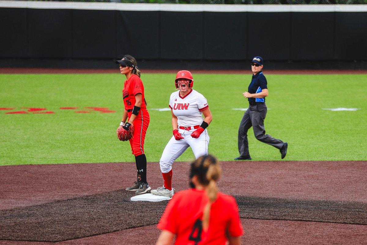 UIW Softball tweet media