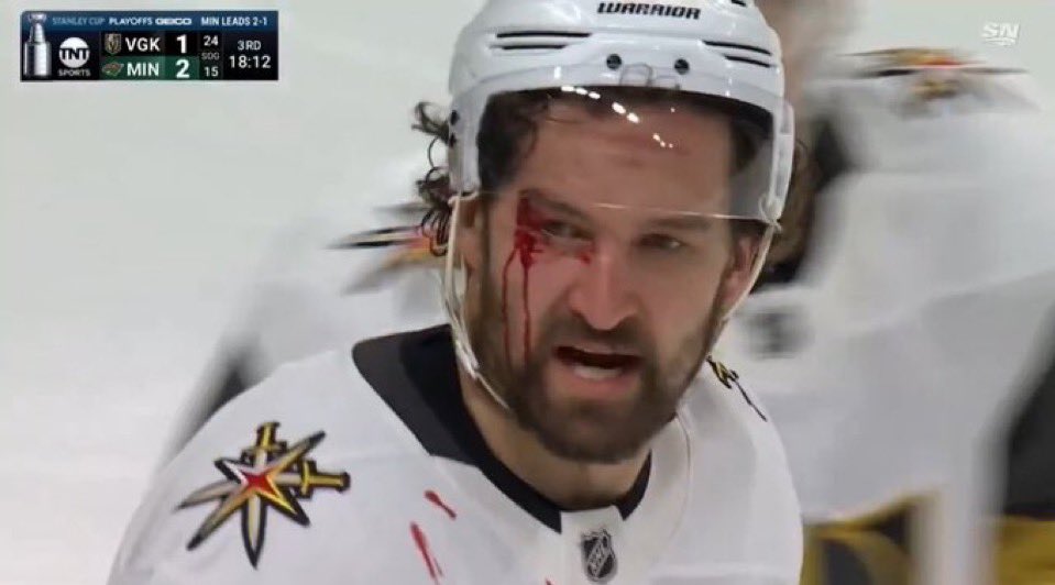 spittinchiclets's tweet image. #HockeyGuy