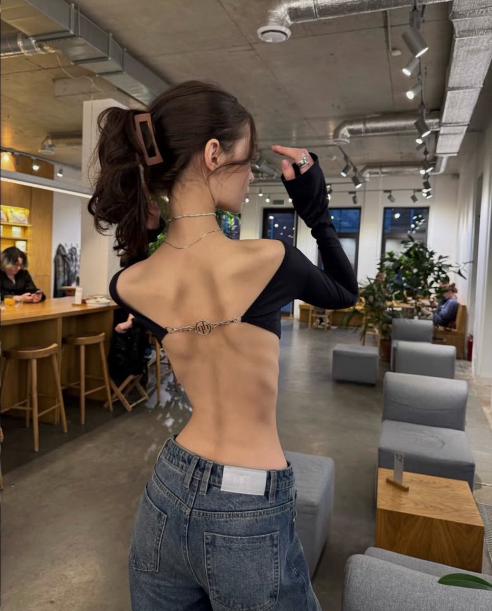 HOUSEOFTHINSPO's tweet photo. https://t.co/n375oD395t