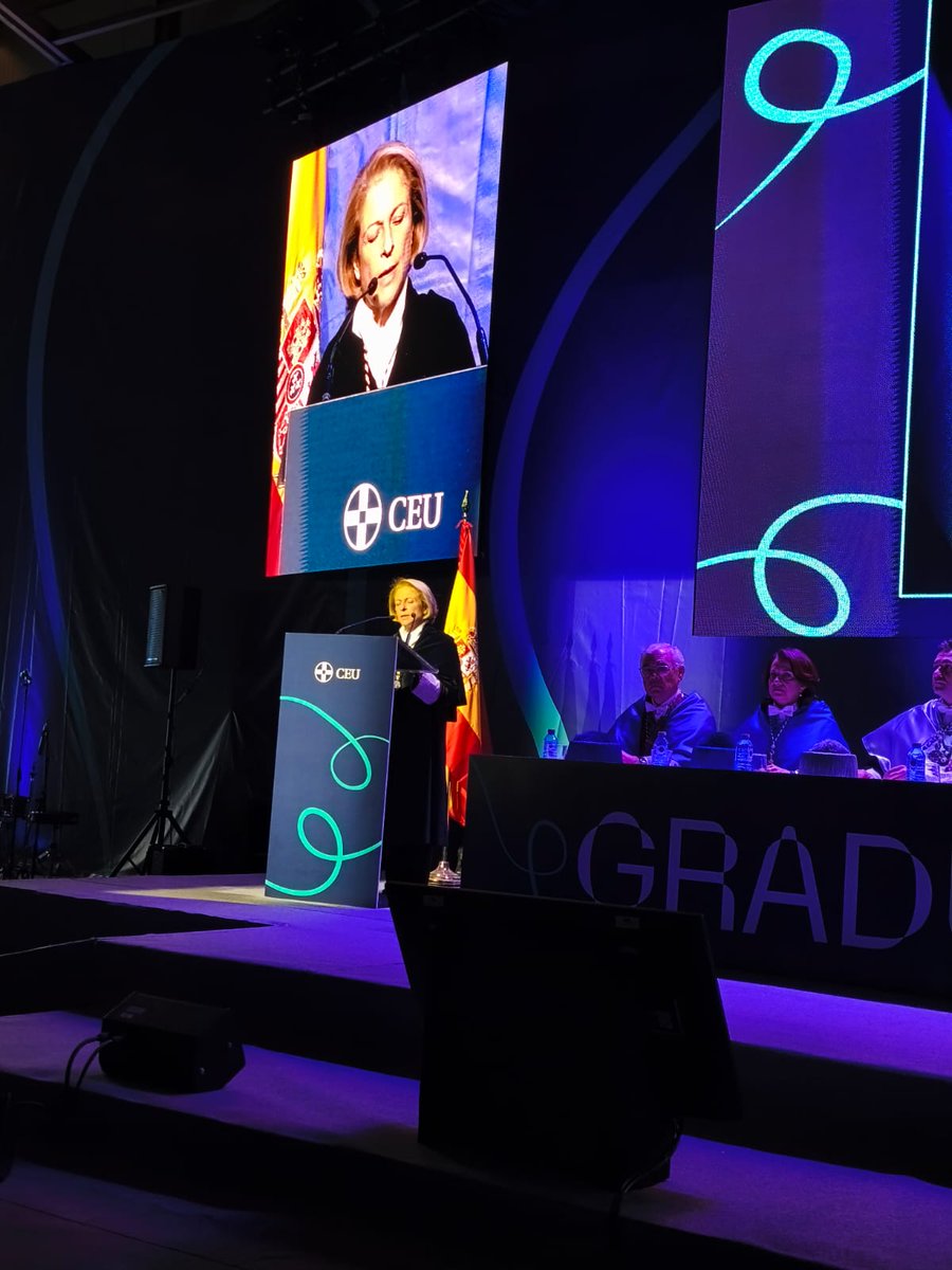 Fernanda Rey-Stolle (@ferstolle) on Twitter photo Hoy he pasado una tarde emocionante viendo graduarse a nuestros alumnos de Farmacia, Nutrición, Biotecnología y Óptica <a href="/FarmaciaCEU/">USPCEUfarmacia</a>🎓Orgullo, cariño y admiración por todo lo que habéis logrado ❤¡Estais preparados para realizar vuestros sueños!✨
<a href="/USPCEU/">Universidad CEU San Pablo</a> Hoy he pasado una tarde emocionante viendo graduarse a nuestros alumnos de Farmacia, Nutrición, Biotecnología y Óptica <a href="/FarmaciaCEU/">USPCEUfarmacia</a>🎓Orgullo, cariño y admiración por todo lo que habéis logrado ❤¡Estais preparados para realizar vuestros sueños!✨
<a href="/USPCEU/">Universidad CEU San Pablo</a>