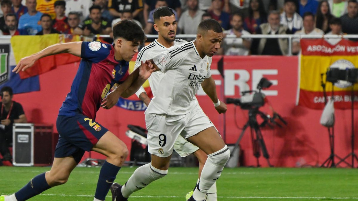 Cuando acaban las pizarras comienza el fútbol.... Las transiciones y los espacios hacen que aparezca el mejor <a href="/FCBarcelona_es/">FC Barcelona</a>  y el mejor <a href="/realmadrid/">Real Madrid C.F.</a> . Cuando todo se rompe aparecen los grandes jugadores y los grandes equipos...partidazo #ElClasico #CopaDelRey