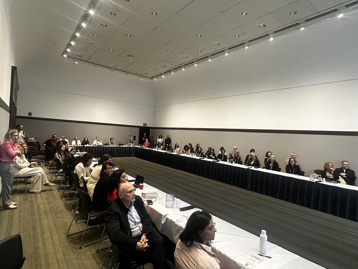 Full house for our educational happy hour  <a href="/ISHLT/">The ISHLT</a> #ISHLT25  🔥🔥 high yield talk by #DrMelanaYuzefpolskaya on strategies to minimize #PGD for #HT in #BTT #LVADs