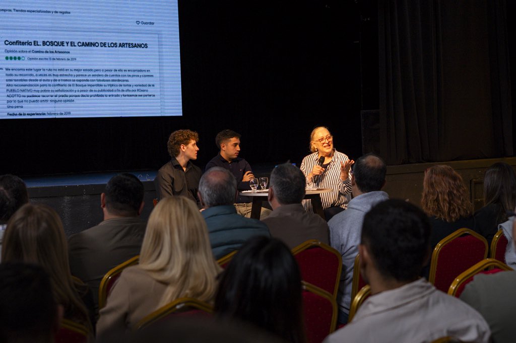 Jornada de Capacitación Hacia un Turismo Innovador, Inclusivo y sostenible 

✅Primer panel: Turismo Cultural y Creativos con Silvia Bartolini de Chiodi, dueña de la histórica confitería “El Bosque” en La Falda y Amilcar Gilli Doño guía del Hotel Edén