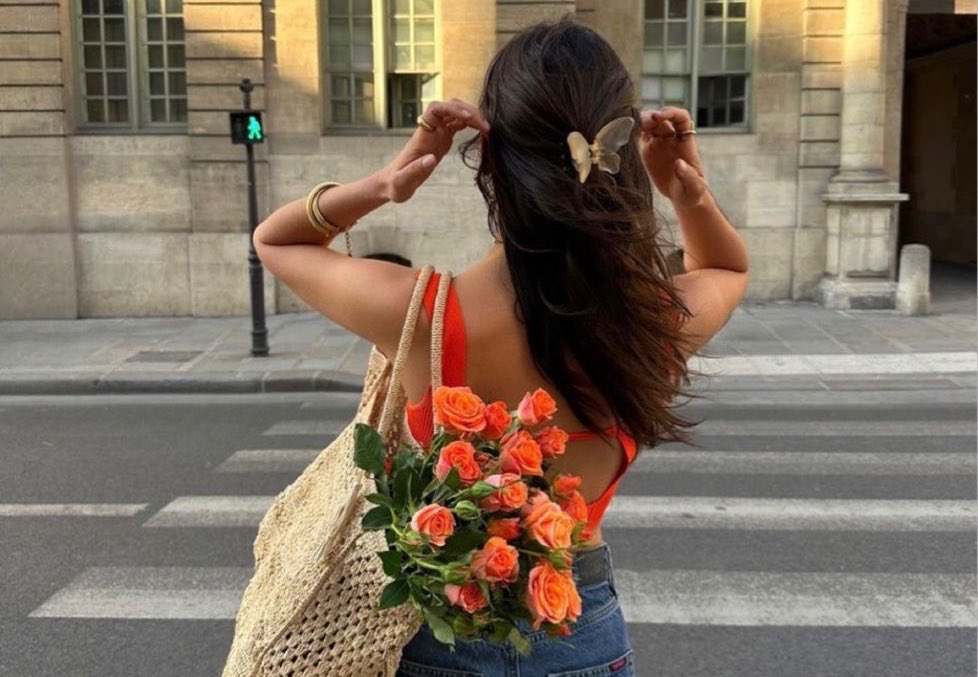 blushingdior's tweet photo. 🧡 https://t.co/PfKC1Ujles