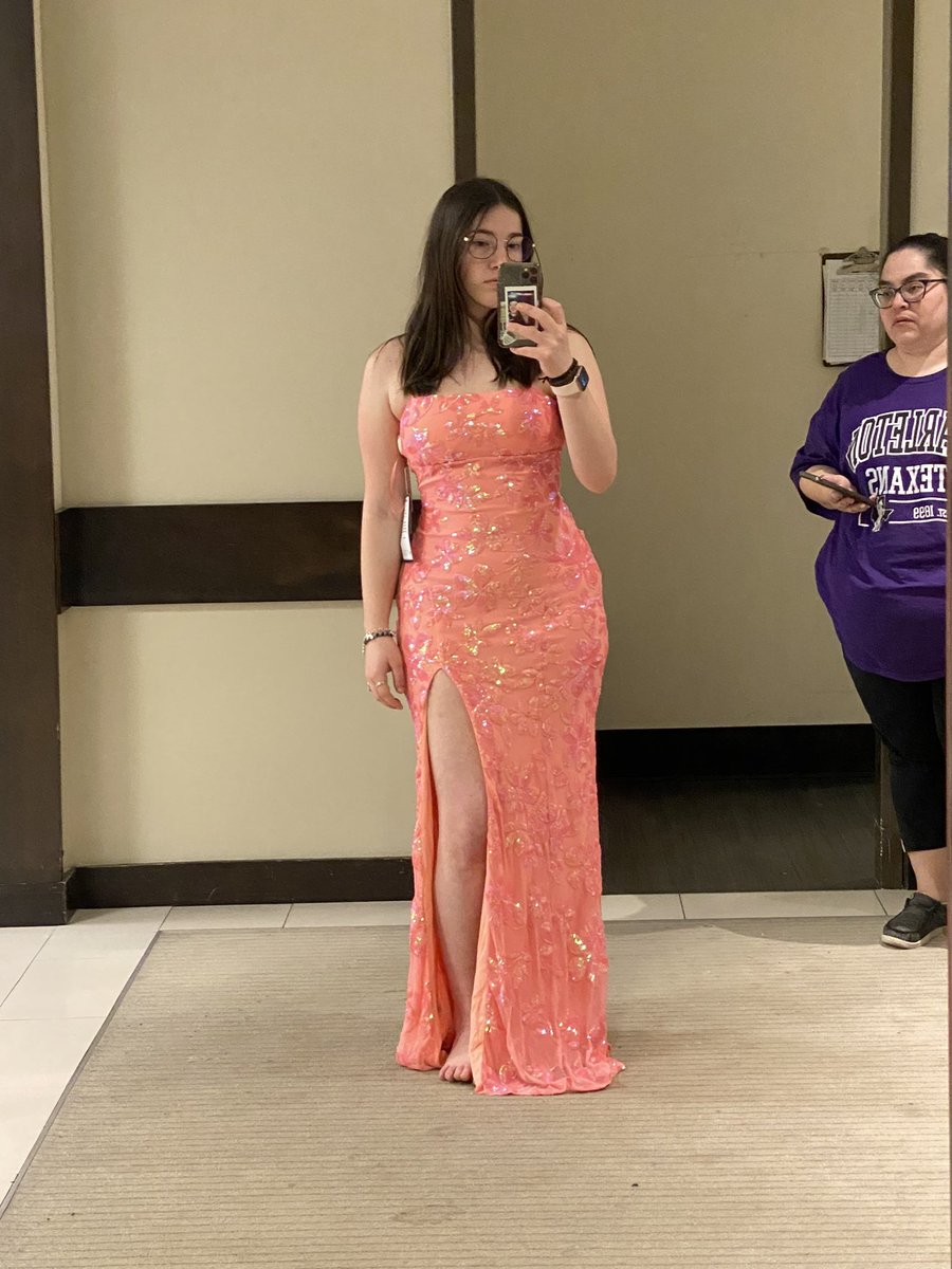 Trying to buy this dress for Emmy’s prom but got hit with a car repair :( can’t catch a break at all ughhhhh!!! Why universe why???