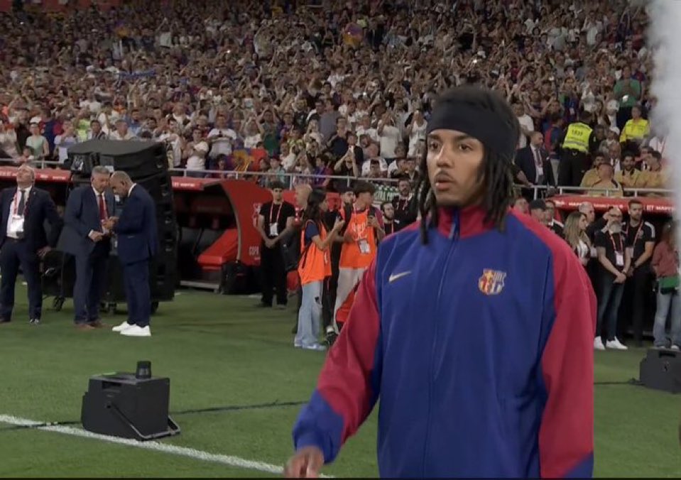 DaimaoFCB's tweet image. Koundé vient de marquer le but qui représente le peuple. Le but du beau football contre la corruption et la triche