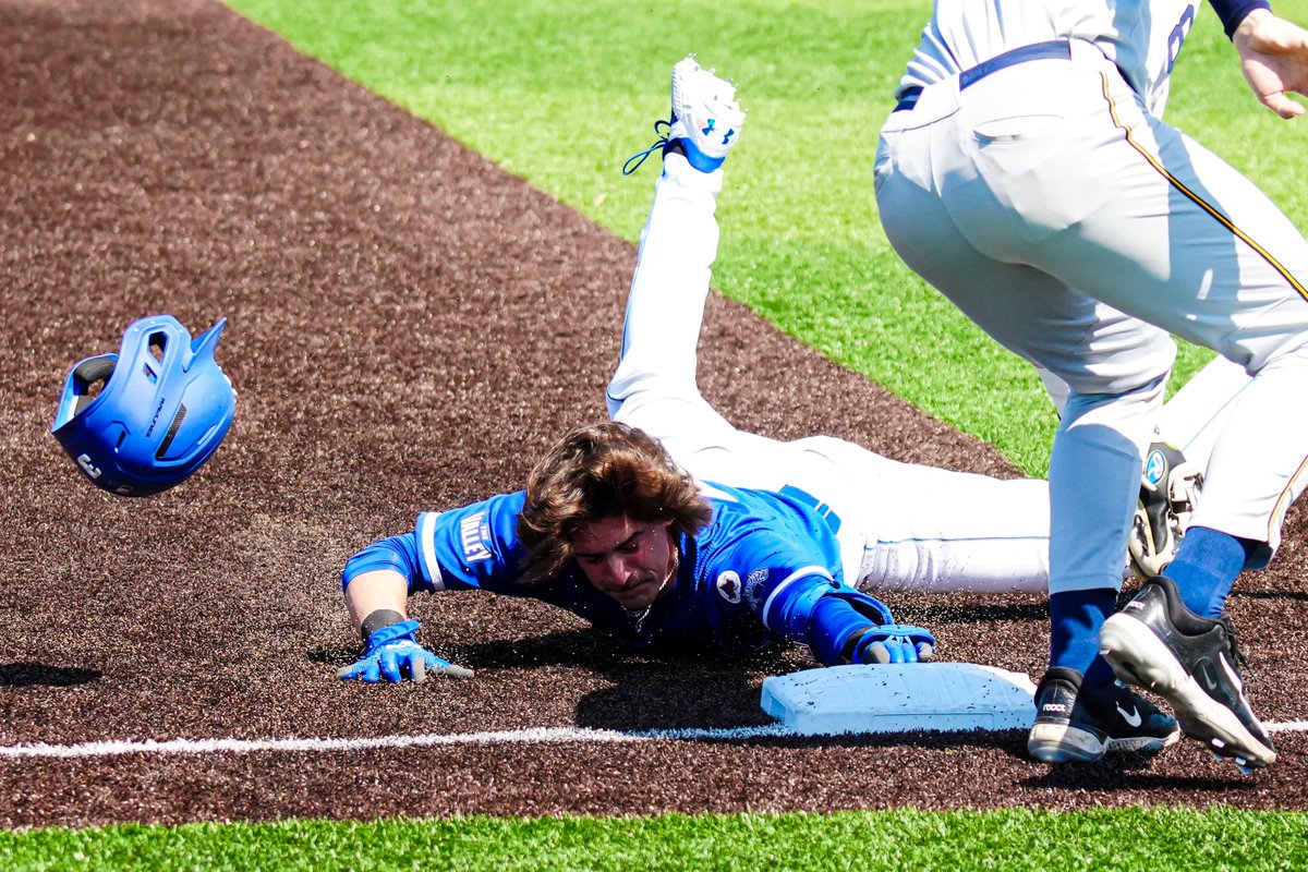 Offense connects, McEwen dominant as Sycamores down Murray State on Saturday

tinyurl.com/2bu648eu

#MarchOn