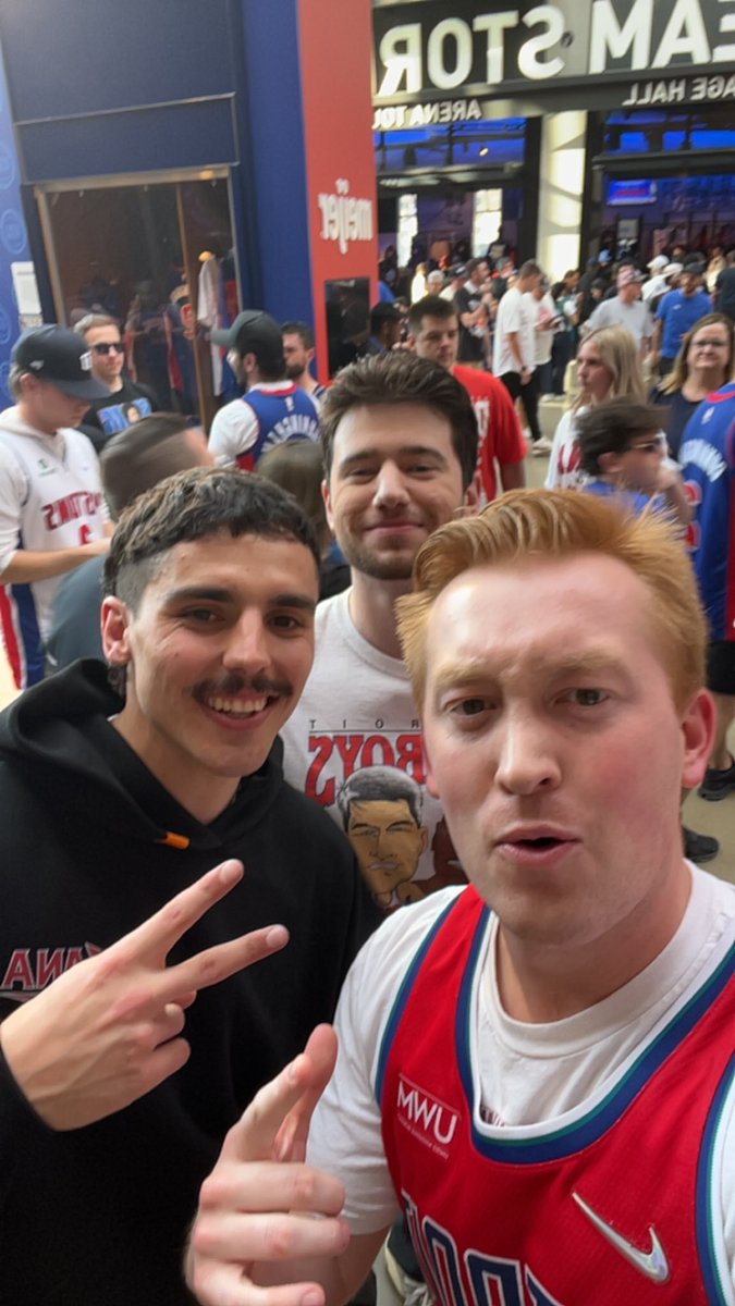 Dirt Bikenlaub tweet media