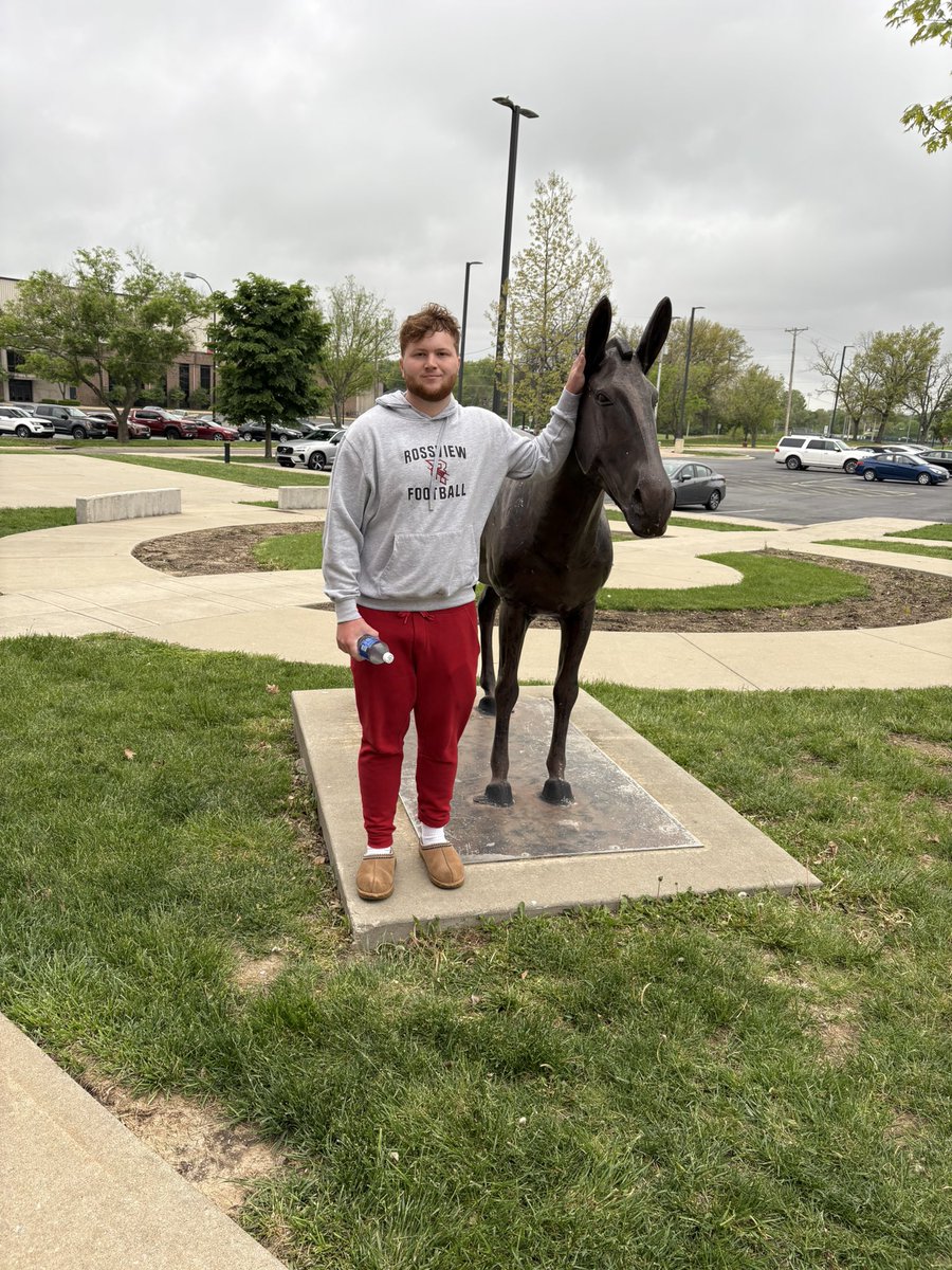 mickcasto's tweet image. Great day @UCentralMO! Great program and the best pizza I have ever had! 
@BrinkjBeev
@UCMFootballTeam
@JoshLamberson 
@JamesWilhoit25