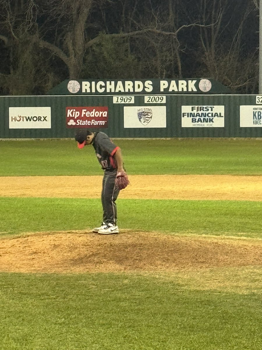 Michael Chavez tweet media