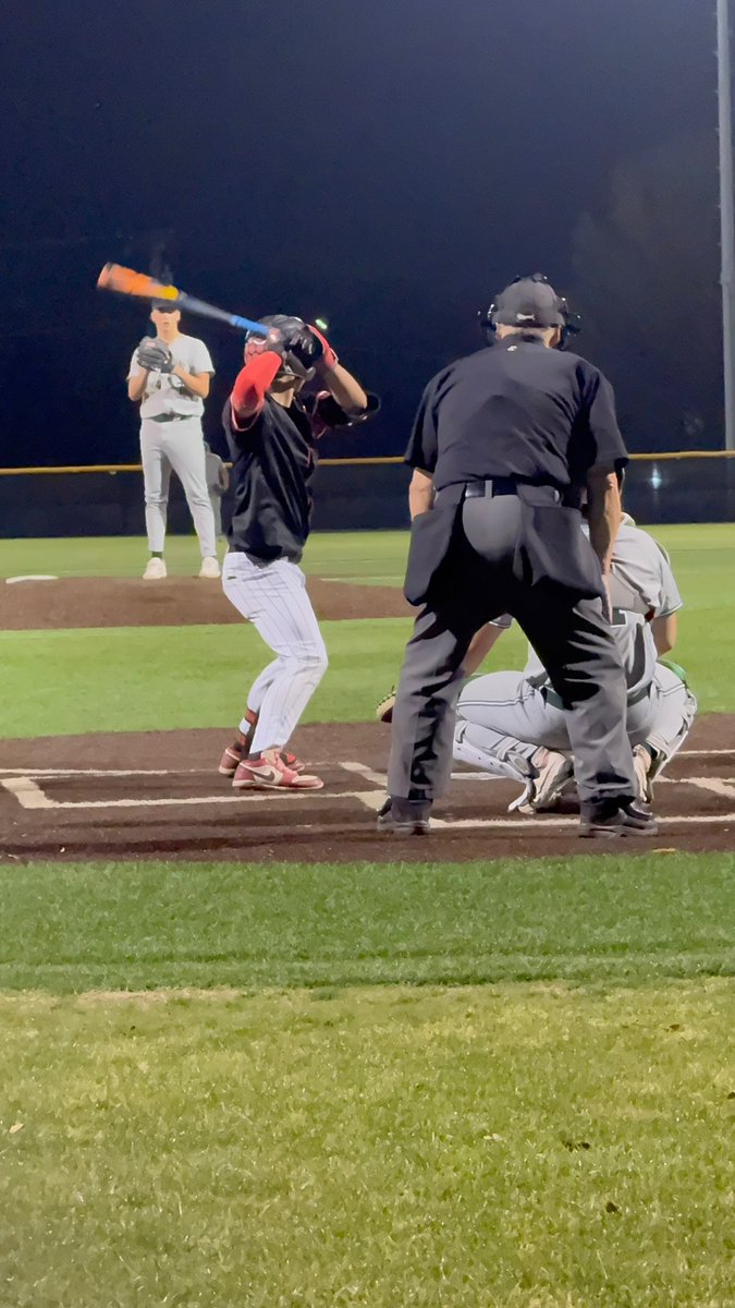 Michael Chavez tweet media