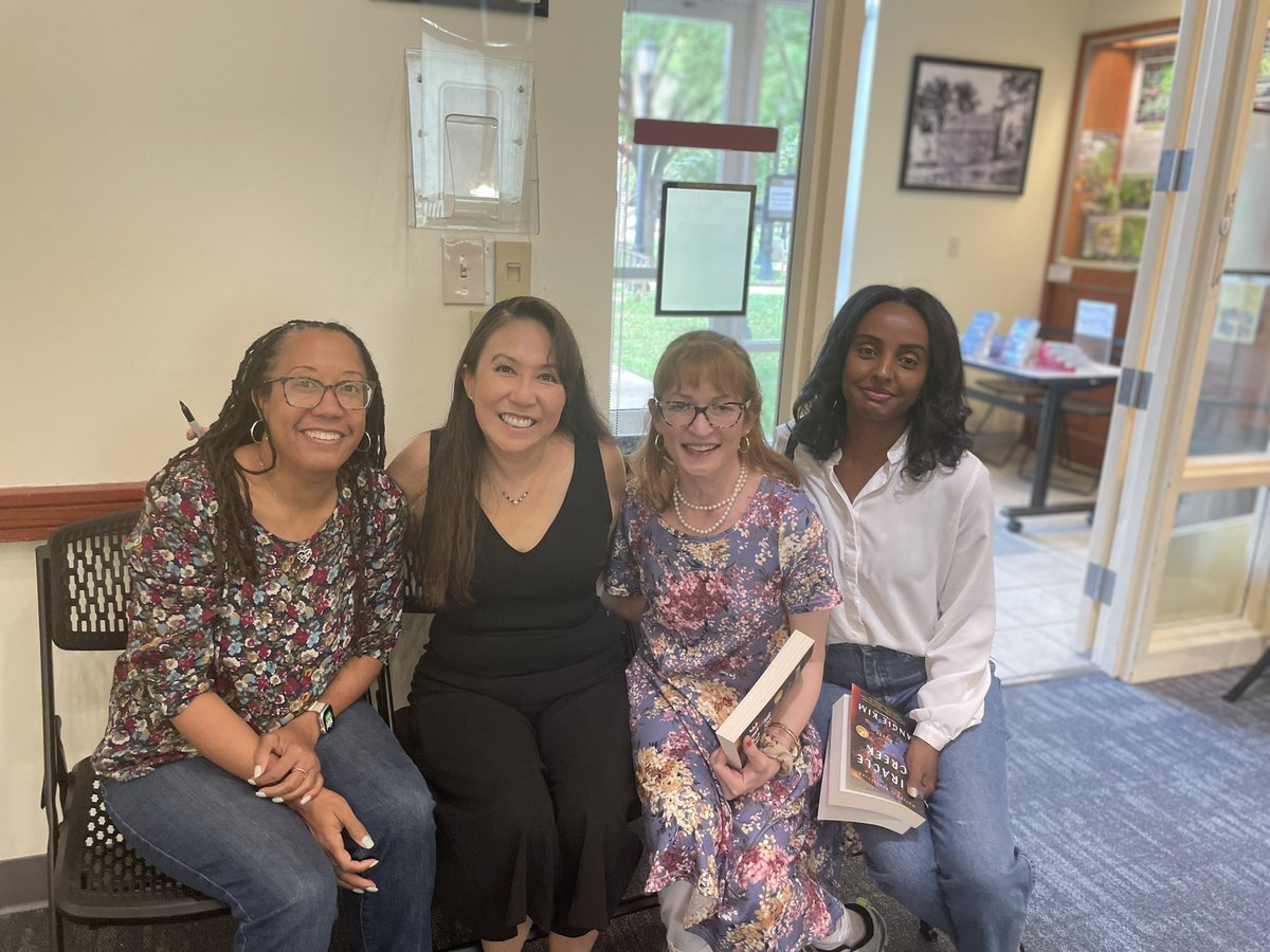Great day learning about the grand Korean bell with docent Becky S at <a href="/MeadowlarkNOVA/">Meadowlark Botanical</a> the @AngieKim’s author talk on books &amp; creative writing at <a href="/GreatFallsLib/">Great Falls Library</a>.
