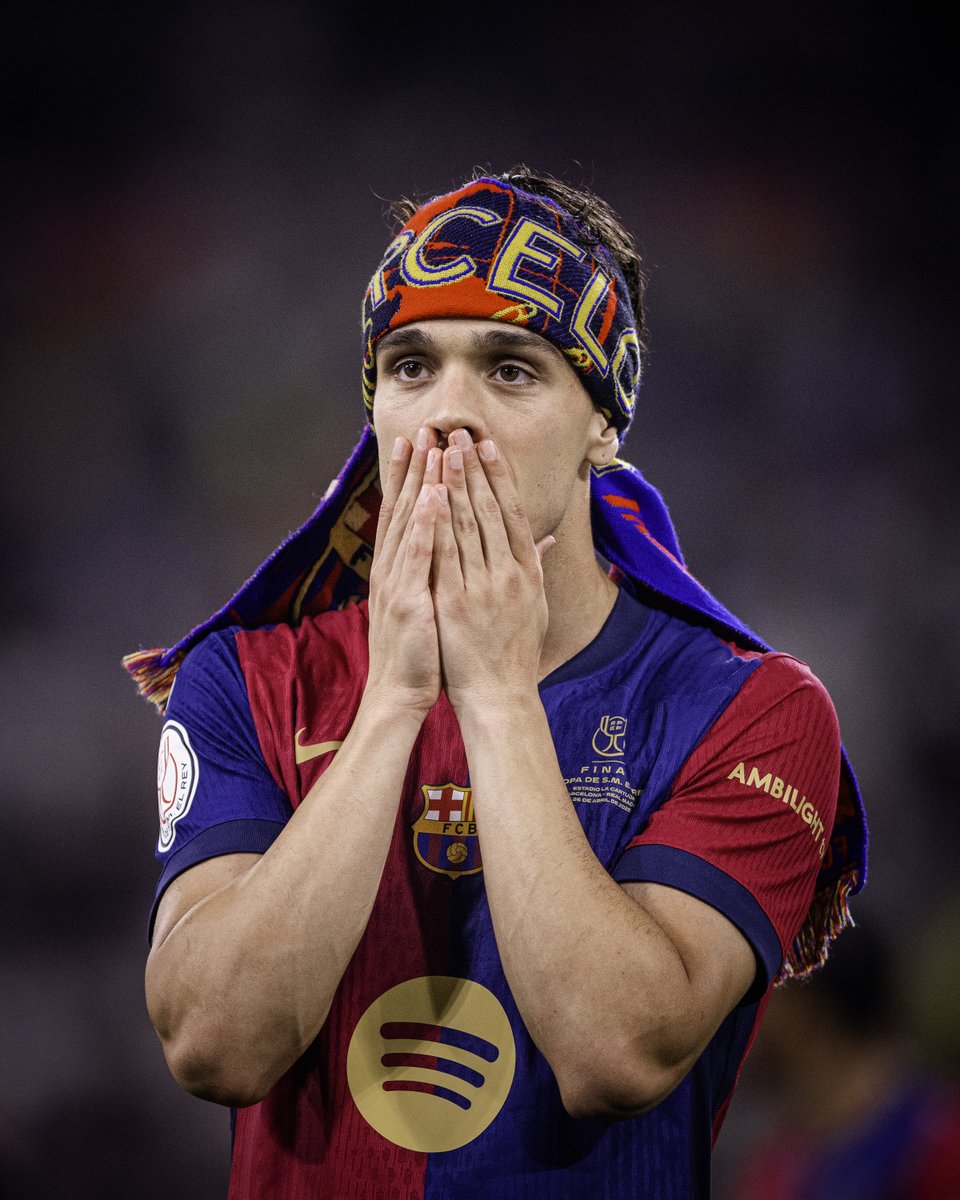 FCBarcelona_cat's tweet photo. ENCARA NO ENS HO CREIEM! https://t.co/eZIlvmwVnl