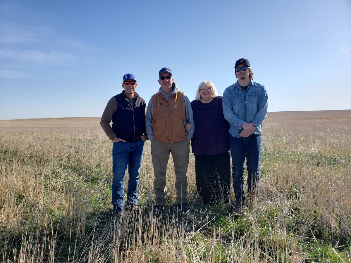 Grain Growers of Canada (@graingrowers) on Twitter photo Thank you <a href="/JohnBarlowMP/">John Barlow</a> for touring Dean Hubbard’s <a href="/AlbertaGrains/">Alberta Grains</a> farm this morning to hear about the issues that are impacting grain farmers this election. #cdnpoli Thank you <a href="/JohnBarlowMP/">John Barlow</a> for touring Dean Hubbard’s <a href="/AlbertaGrains/">Alberta Grains</a> farm this morning to hear about the issues that are impacting grain farmers this election. #cdnpoli