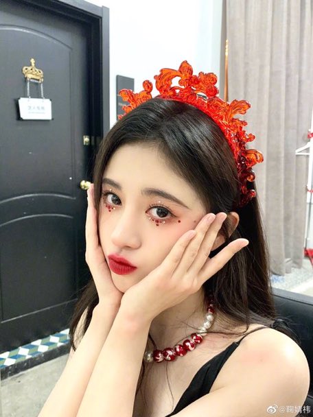 flowinrg's tweet photo. Without vs With make up ☺️ https://t.co/azWiqYFw8Q