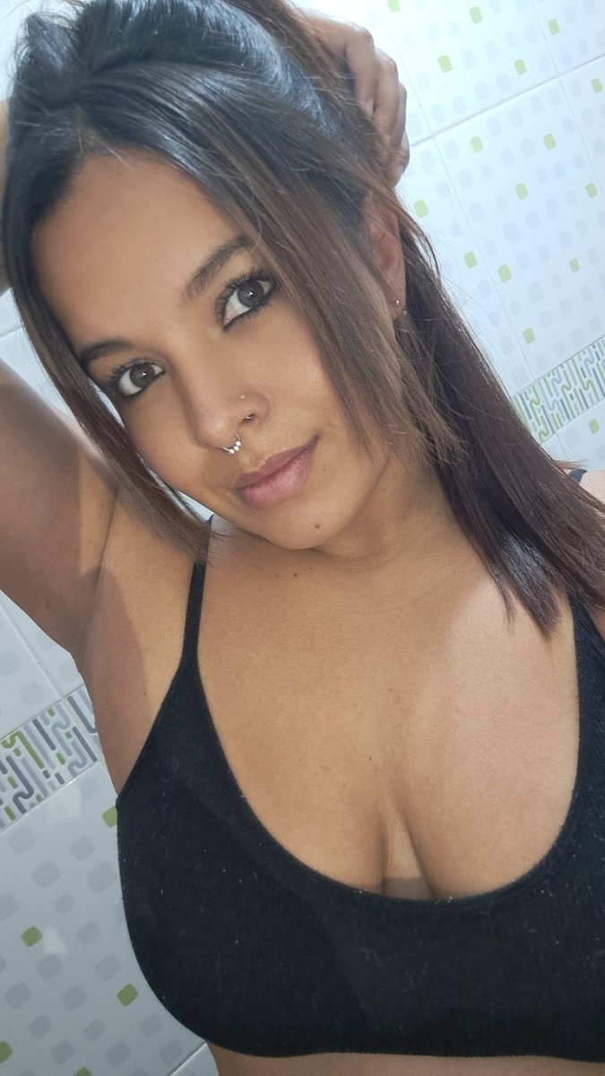 "No temas mostrar lo que eres, créeme a alguien le vas a encantar así..."❤️