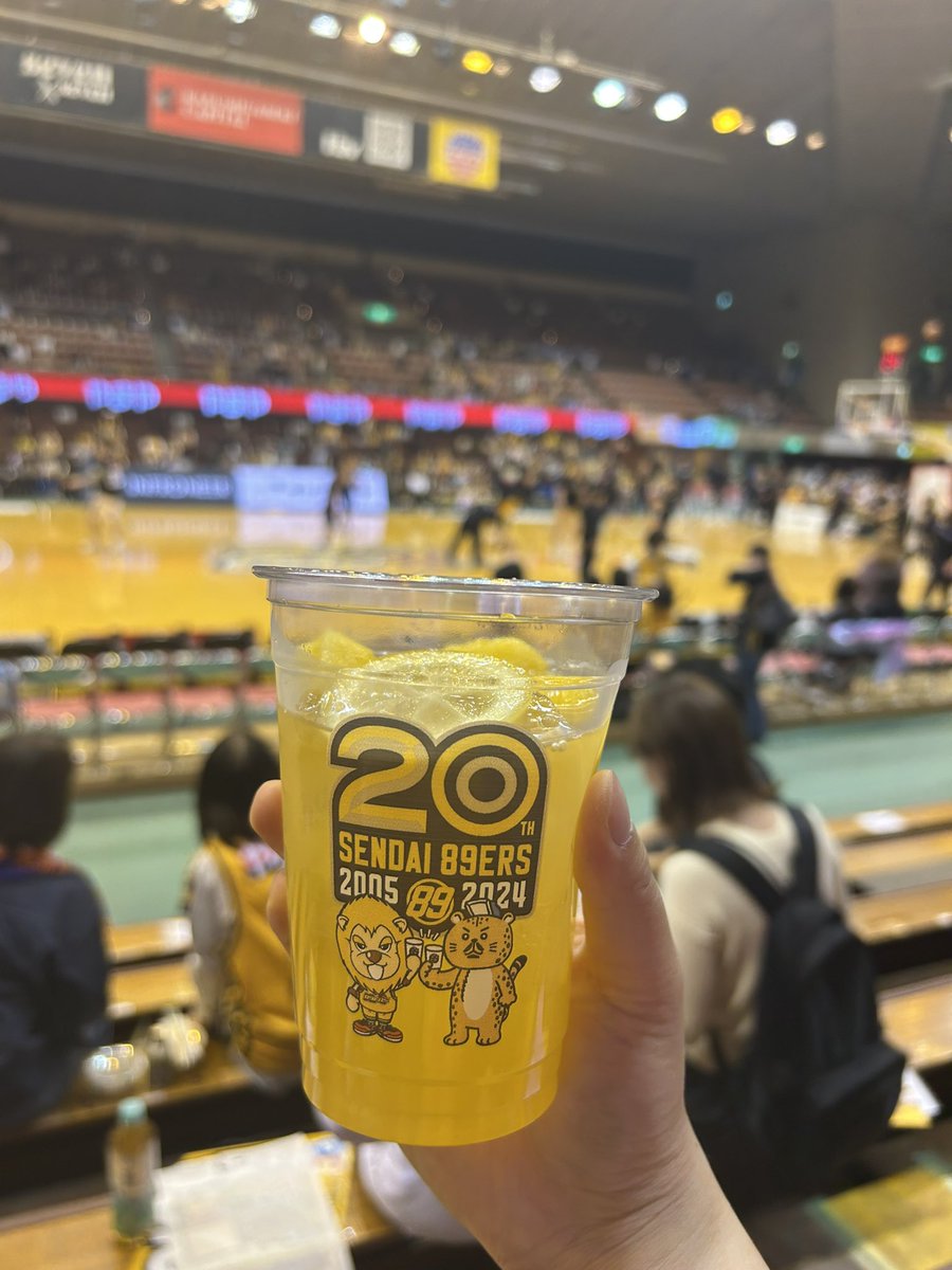 monaural733's tweet photo. ラストゲームはここから。
チアちゃんたちの勇姿も真正面から目に焼きつけます！
#89ERS https://t.co/WO3R0mUtrd