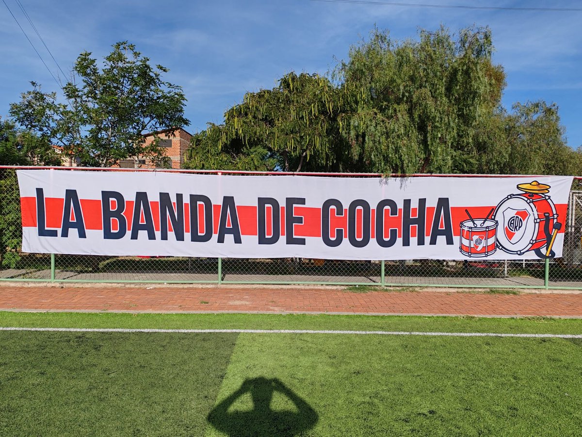 filialrivercbba's tweet photo. LA COPA SIGUE EN CASA🏆
Postales de una tarde espectacular, Cocha es de River!⚪🔴⚪💪🏼
#LaBandaDeCocha #RiverEsMundial https://t.co/S1RXakqHfm