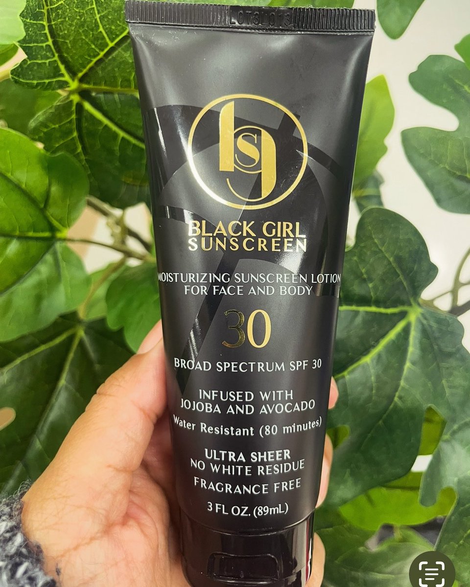 Billijei20's tweet image. Sunscreen is your real anti-aging secret. ✨
No white cast. No greasy feel. Just glow.
Shop here: amzn.to/3GlXrVW
#SPFTips #GlowUpRoutine #AmazonBeauty