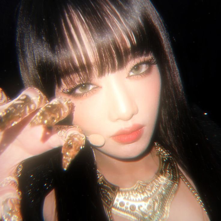 Woolala0's tweet image. The Jewel Box variety show really exposes the rampant homophobia that runs through kpop fandoms
#kpop #jewelbox