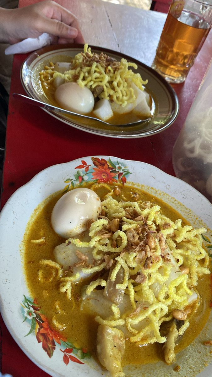 mhmdswandi's tweet photo. Ngèunah makan persib rek juara mah , barang ke sayangan atuh 😚 https://t.co/DBmcLuul9x