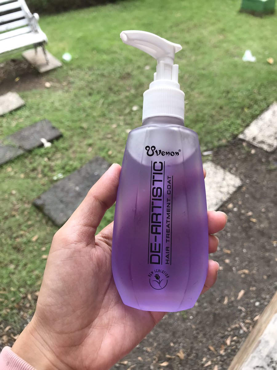 sesliaaaaa's tweet photo. Warna rambut yg indah harus dibarengi dengan perlindungan yg tepat. Rawat helai dg Hair Treatment Coat ungu. @VenonOfficial 

https://t.co/M5Ii3fzVaq

#VenonHairSolution #venon #venonhaircare  #rawatrambutberwarna #hairbarrier #RaceToWinWithRCS https://t.co/gyJIZF6hji