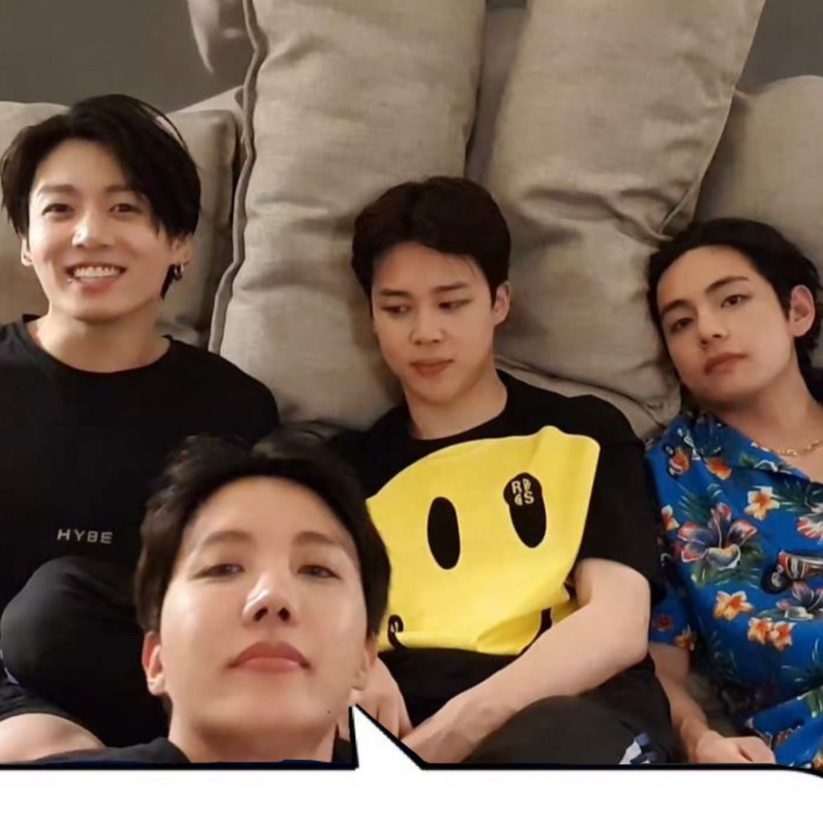 n**r⁷ (@vjoonsuga) on Twitter photo 