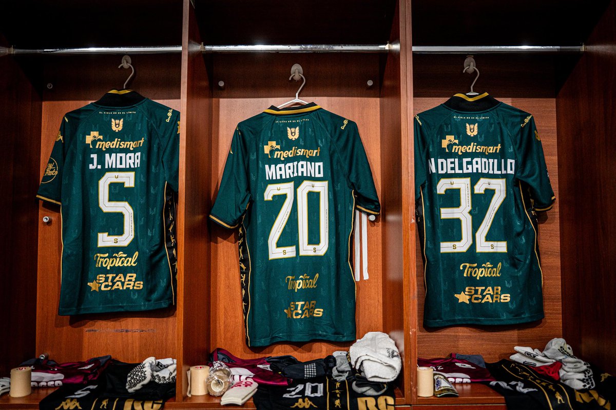 Camerino listo ✅

Vean el uniforme que vamos a usar hoy 🔥😈
