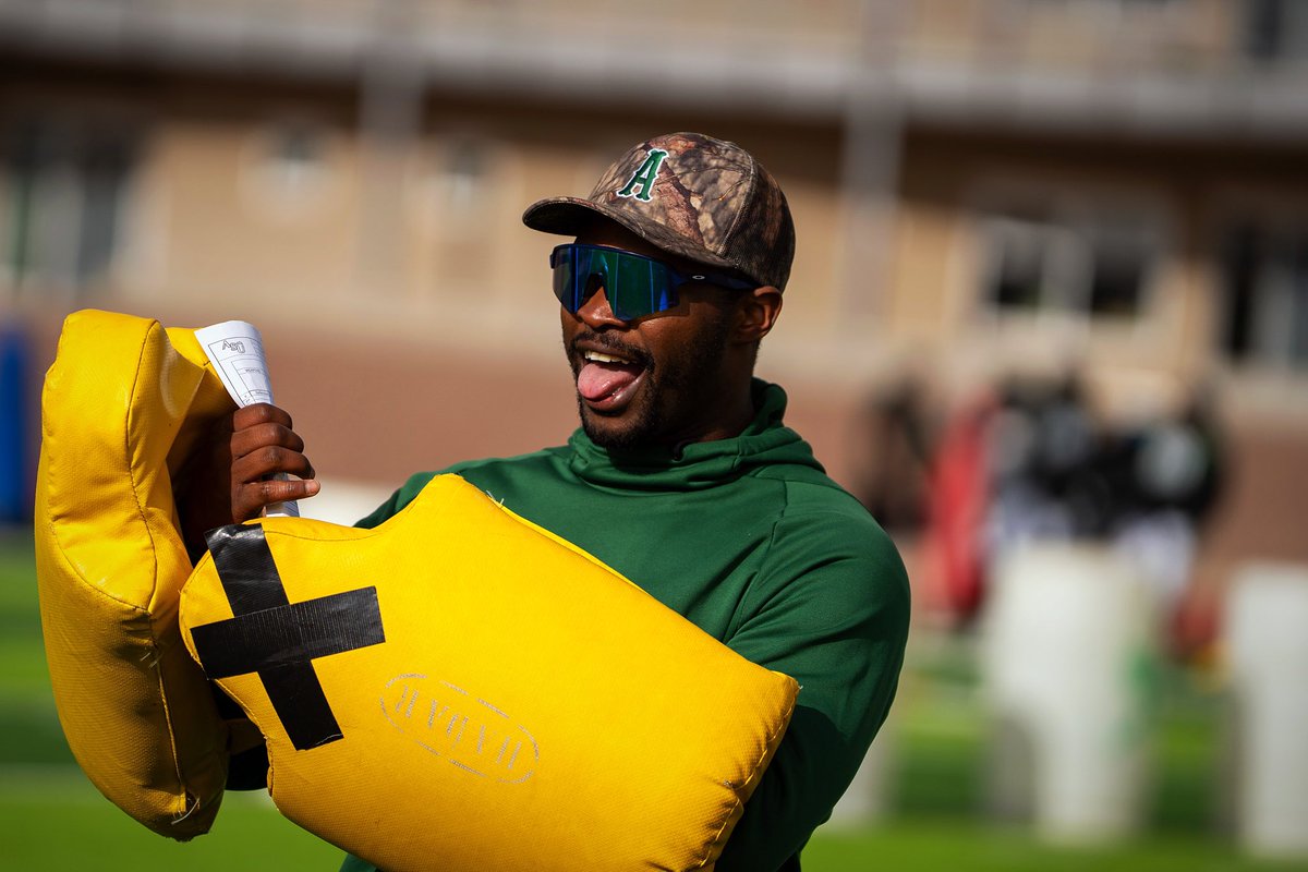 Demari Reynolds tweet media