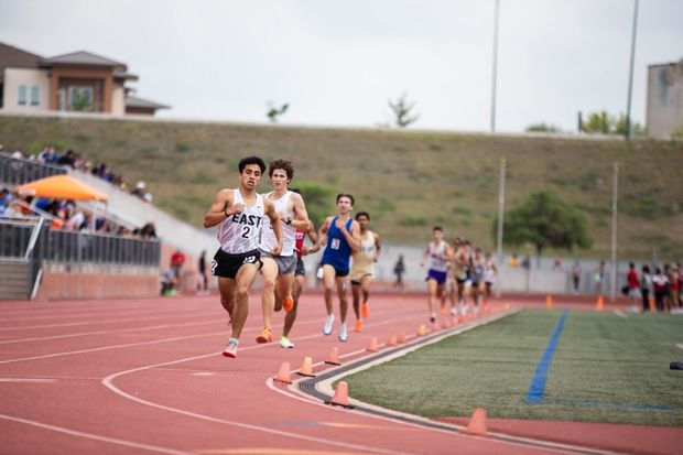 Wildcat 1600m runner Adrianno Gonzalez getting it done at the UIL 5A Region 4 Championships. Ticket punched to Austin!