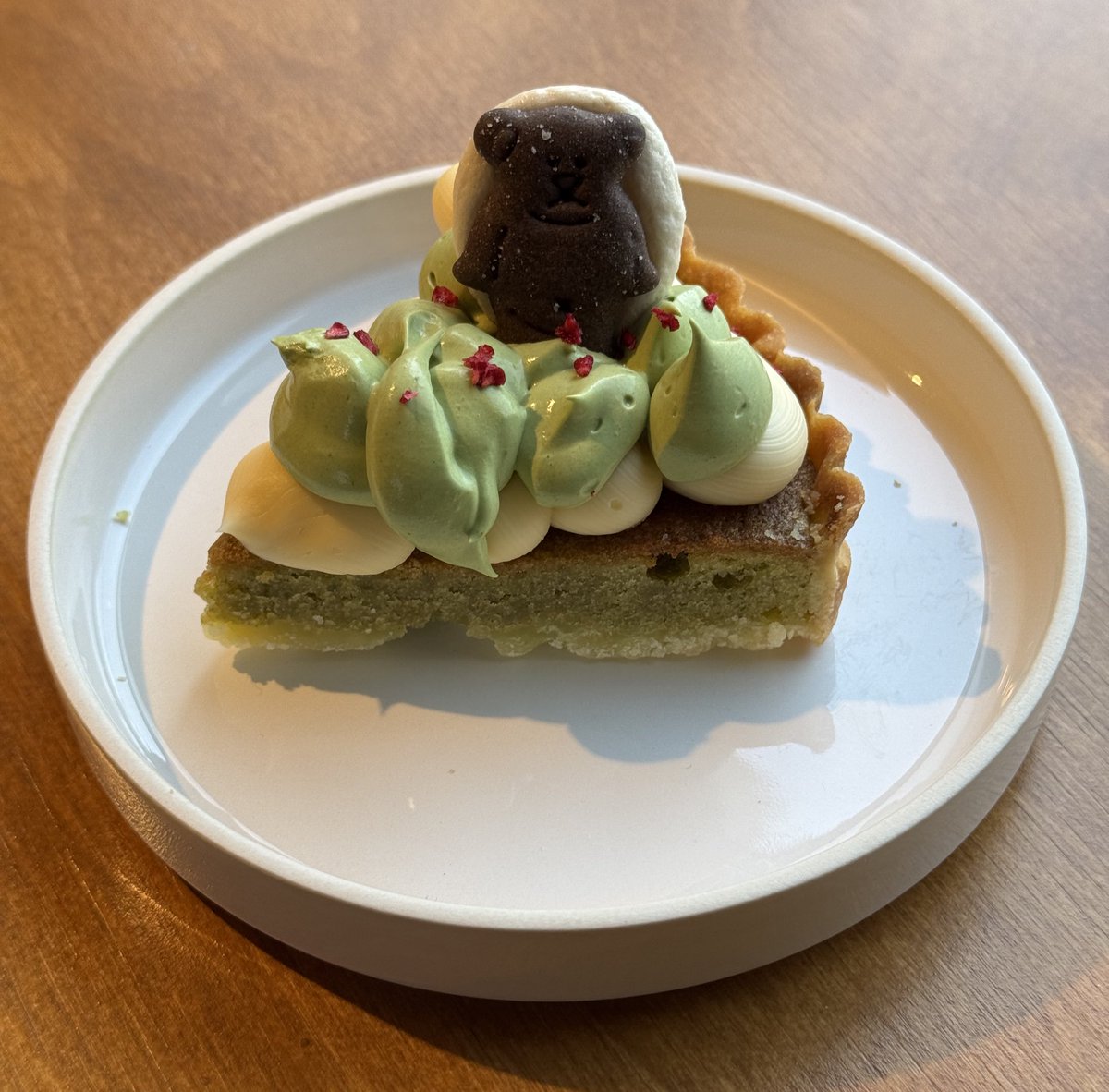 iwashitan129's tweet photo. くまっちゃタルト&ベイッドチーズケーキめっちゃ美味しかったからあっという間になく食べてしまった😋
また食べたいけどこっちにはなかなか来れないから金沢本店でも売ってくれないかな〜🥺
#MAPLEHOUSE
#熊谷智世
#くまっちゃタルト
#ベイッドチーズケーキ https://t.co/1q0egiEraO