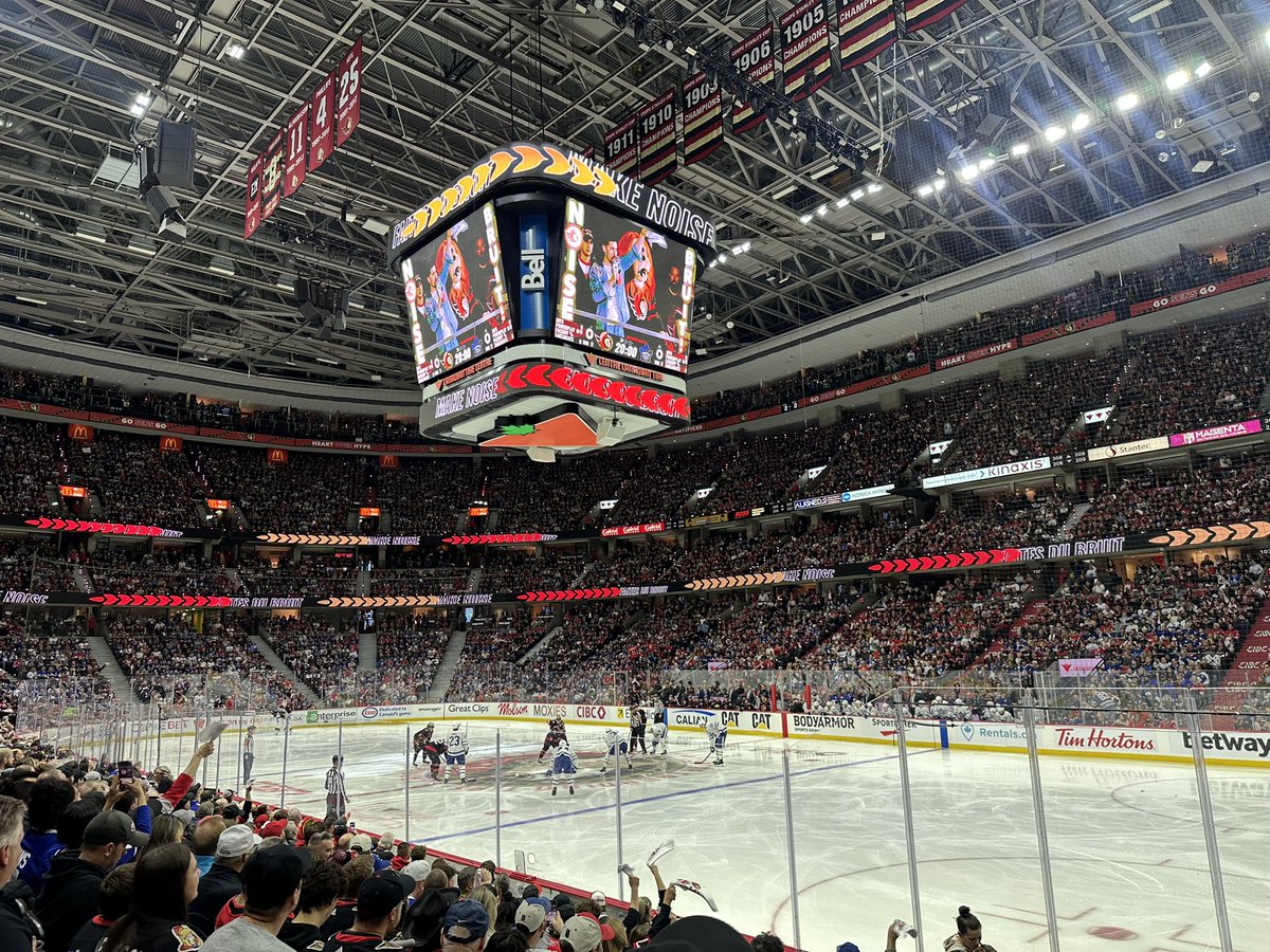 Here in Ottawa #goleafs <a href="/MapleLeafs/">Toronto Maple Leafs</a>