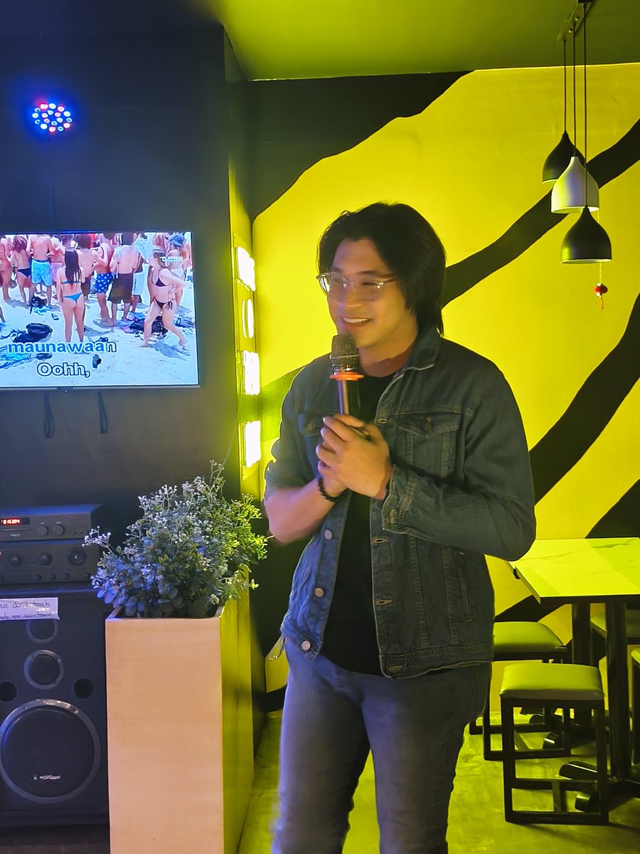 kyleverseofc's tweet photo. So much love for Kyle Daniell!
This celebration isn’t just for him—it’s because of him.
Happy Birthday and Happy 4th Monthsary, KyleVerse!
📸04.26.2025
#KyleVerse
#KyleDaniell https://t.co/SUMi8KF0TE