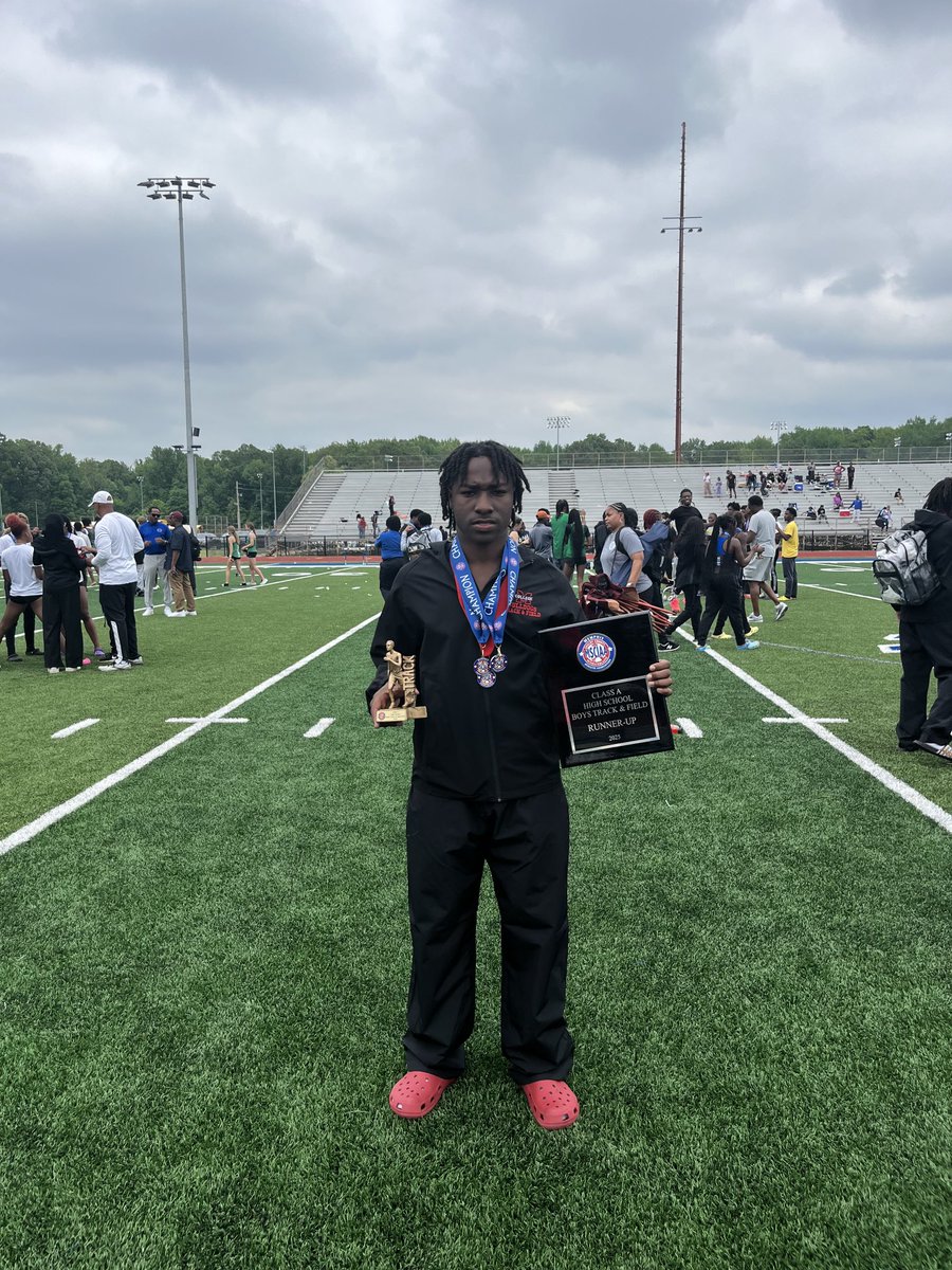 ⁦<a href="/GodmadeAlex/">Alex Bennett</a>⁩ 1A City Championship Track MVP. #keepworking