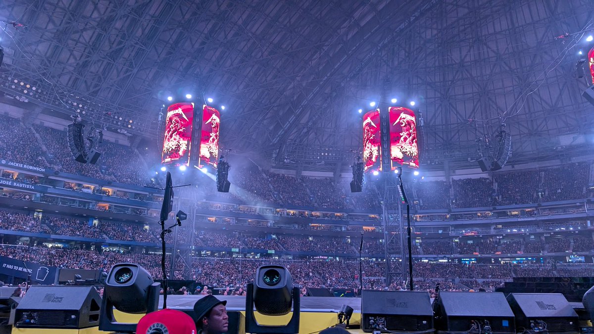 MikeClineJr's tweet image. Night 2 of Metallica in Toronto.
