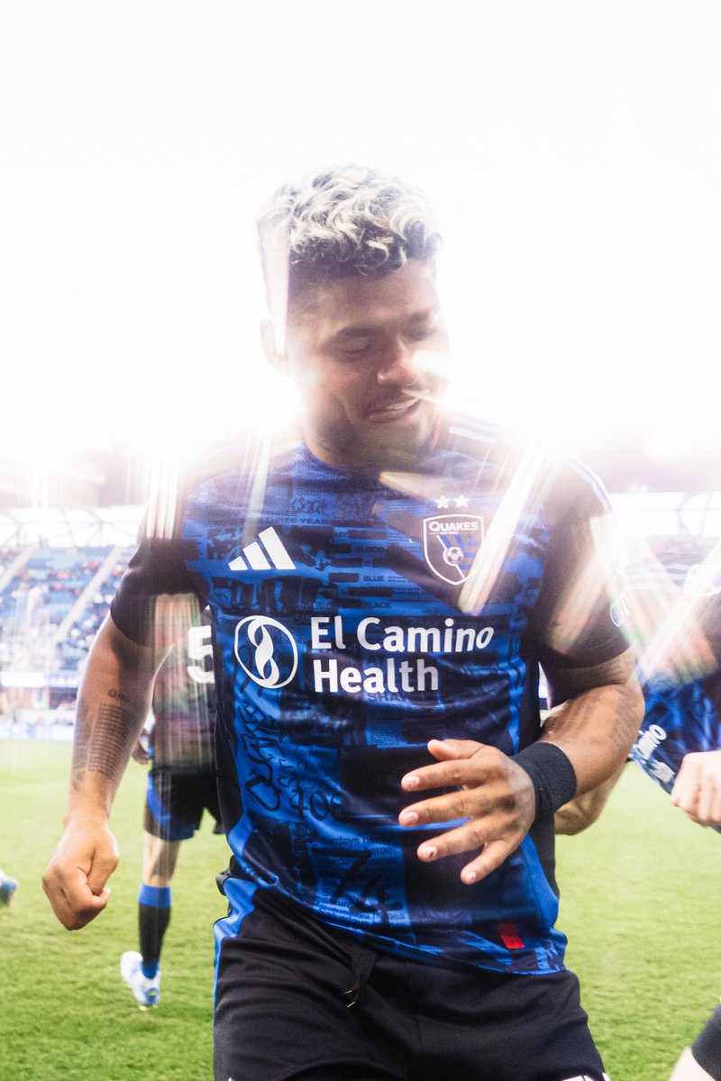 Josef Martínez is turning back the clock with the San Jose Earthquakes. 

He’s up to six goals on the season, just one behind Tai Baribo in the Golden Boot race.

📸 <a href="/darioodoes/">Dario Cruz</a> 

#Quakes74 #MLS