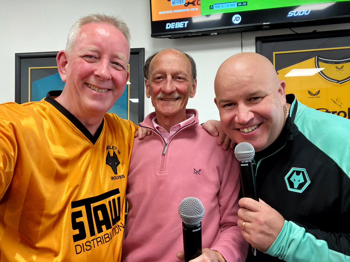 Mr Wayne Devaney (@wayneedoodle) on Twitter photo What a great job <a href="/DickyDodd/">Dicky Dodd - The voice of Wolverhampton</a> did of hosting the pre match questions & answer session with <a href="/Wolves/">Wolves</a> midfield legend Kenny Hibbitt. He was great with the fans, I have to say the Voice of Wolverhampton in the <a href="/WorldwideWolves/">Worldwide Wolves</a> HQ made a huge difference. Thanks Dickie come again โฝ๏ธ๐บ๐. What a great job <a href="/DickyDodd/">Dicky Dodd - The voice of Wolverhampton</a> did of hosting the pre match questions & answer session with <a href="/Wolves/">Wolves</a> midfield legend Kenny Hibbitt. He was great with the fans, I have to say the Voice of Wolverhampton in the <a href="/WorldwideWolves/">Worldwide Wolves</a> HQ made a huge difference. Thanks Dickie come again โฝ๏ธ๐บ๐.