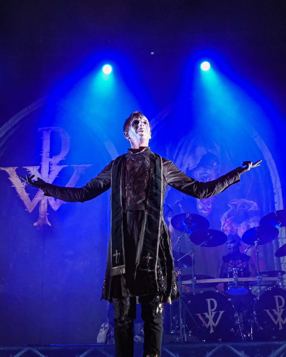 InherenteR's tweet photo. Galería de la presentación en el @showcentermty de @officialpowerwolf
📸 @lunahector81
#inherenterock #powerwolf #showcentercomplex @powerwolfband https://t.co/z21n1PIHZt