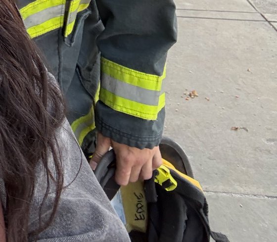 eddiebuuck's tweet image. RYAN HOLDING HIS HELMET WITH EDDIE HANDWRITTEN INSIDE GUYS EDDIE IS HOME WITH THE 118 EVERYTHING TO LIVE FOR