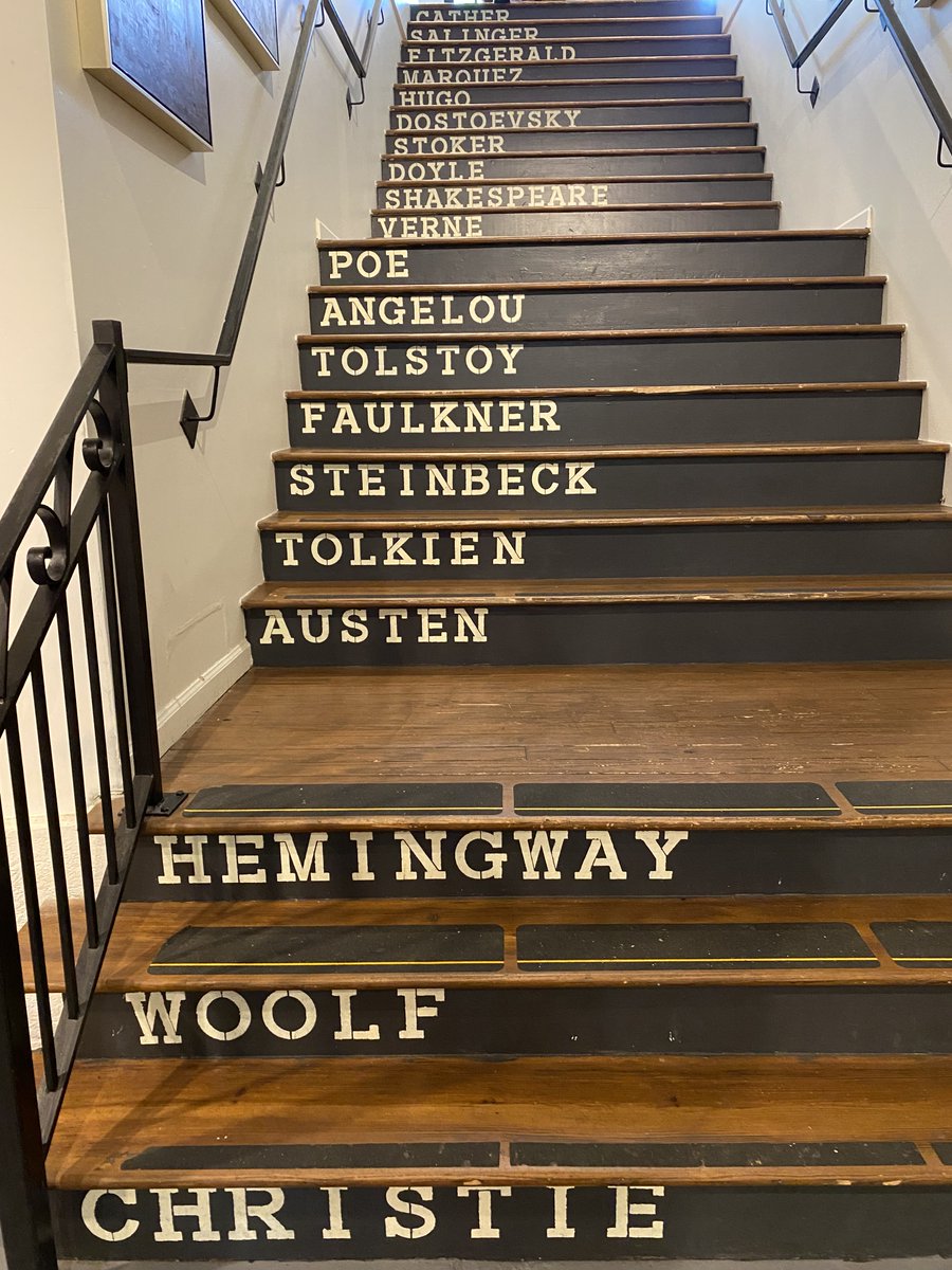 staceyabrams's tweet image. 📚Independent bookstores are where stories find their home — and where readers find their next adventure. I love visiting amazing shops and celebrating the power of books. Support your favorite independent bookstore today — and every day! #IndependentBookstoreDay