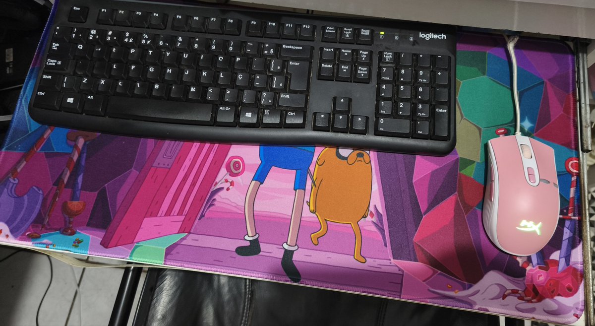 bubblephoebes's tweet image. look what my bf just got me 🥺 thats so cool