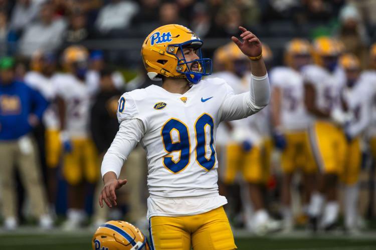 Staying in Pittsburgh.

The #Steelers are signing free agent K Ben Sauls.