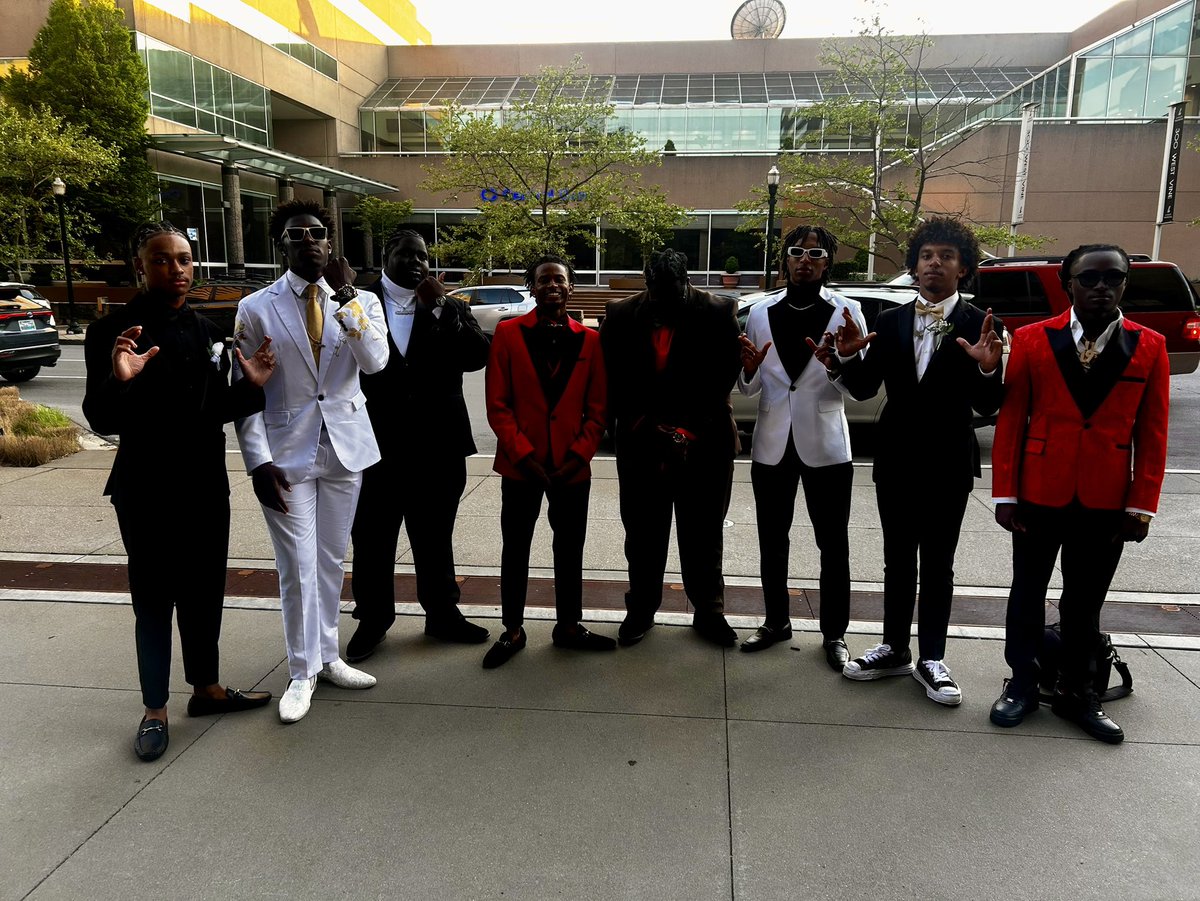 Bryan Station Track & Field tweet media