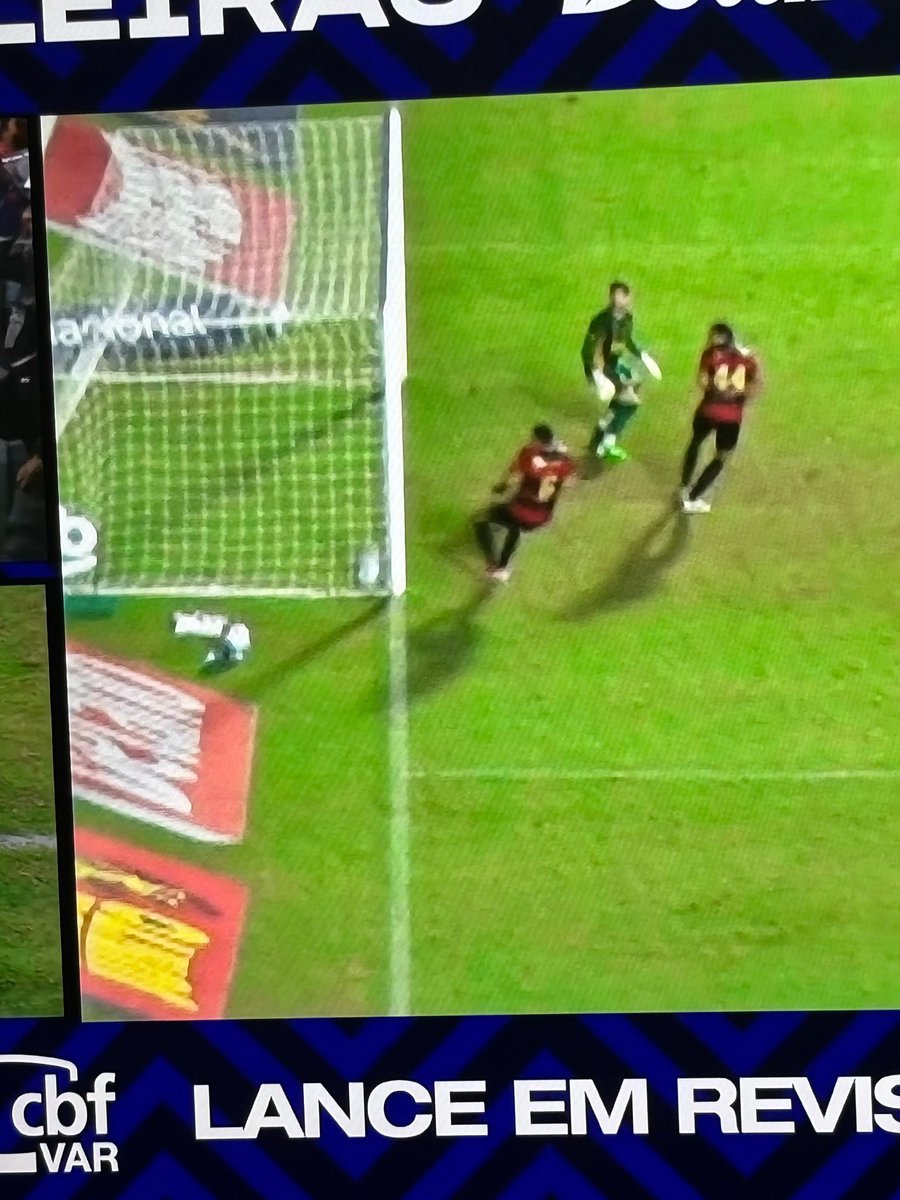 Como isso nao é gol? <a href="/FortalezaEC/">Fortaleza Esporte Clube 🦁</a> #brasileirao