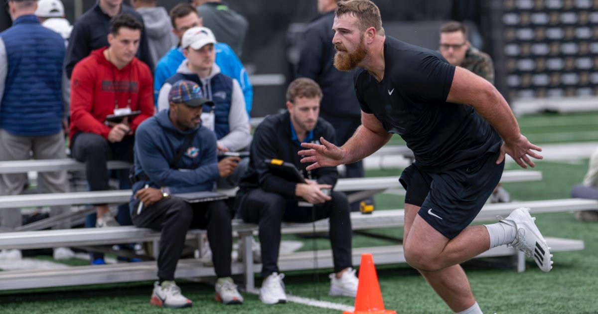 Purdue OL Gus Hartwig signs free-agent NFL contract.
on3.com/teams/purdue-b…