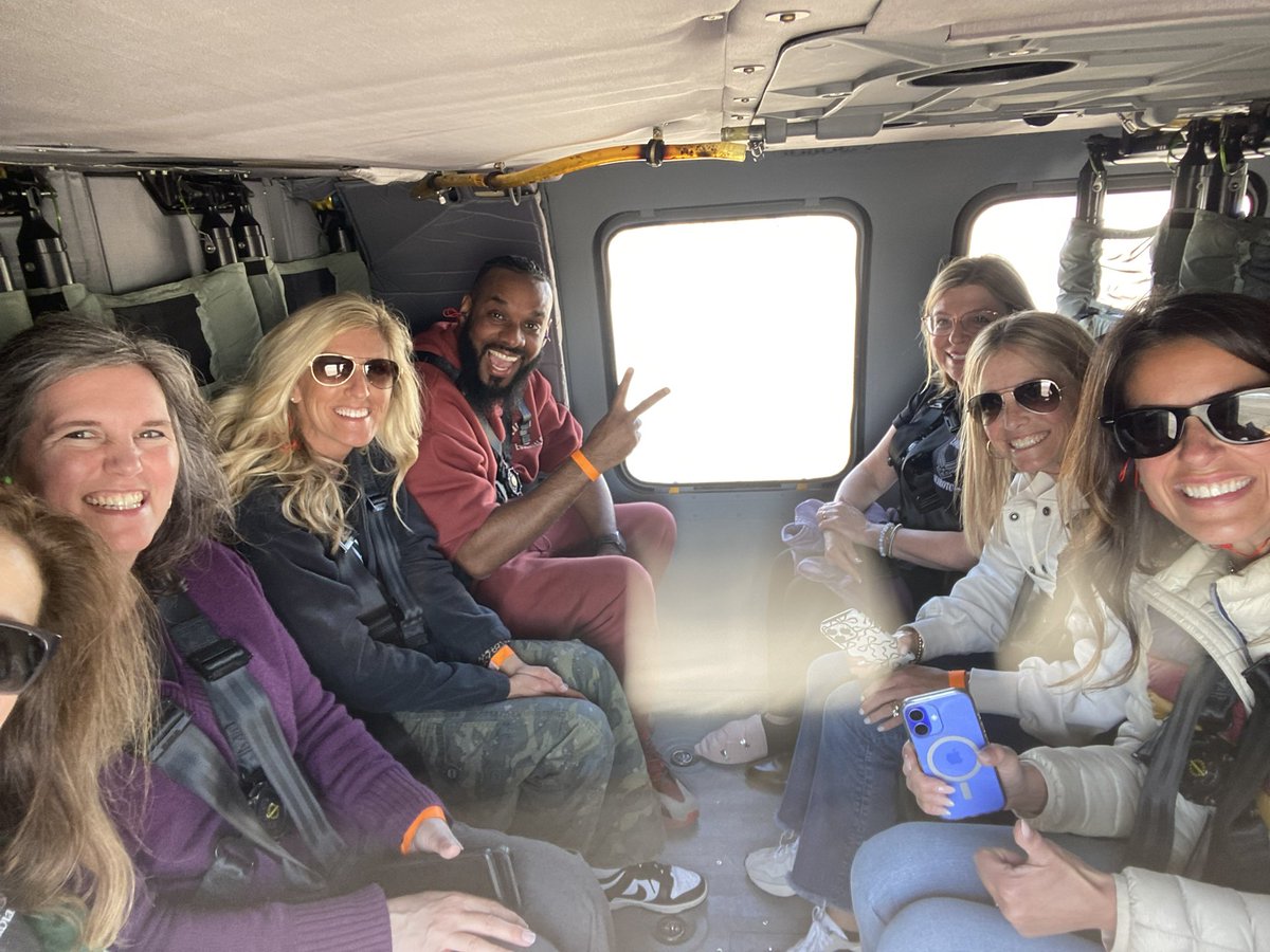mrsmindynewell's tweet photo. A Day to Remember! Thank you for giving us the amazing learning experience 🍎🌟💪🏻@OHNationalGuard #OhioNationalGuard https://t.co/DPfO9pHqvO