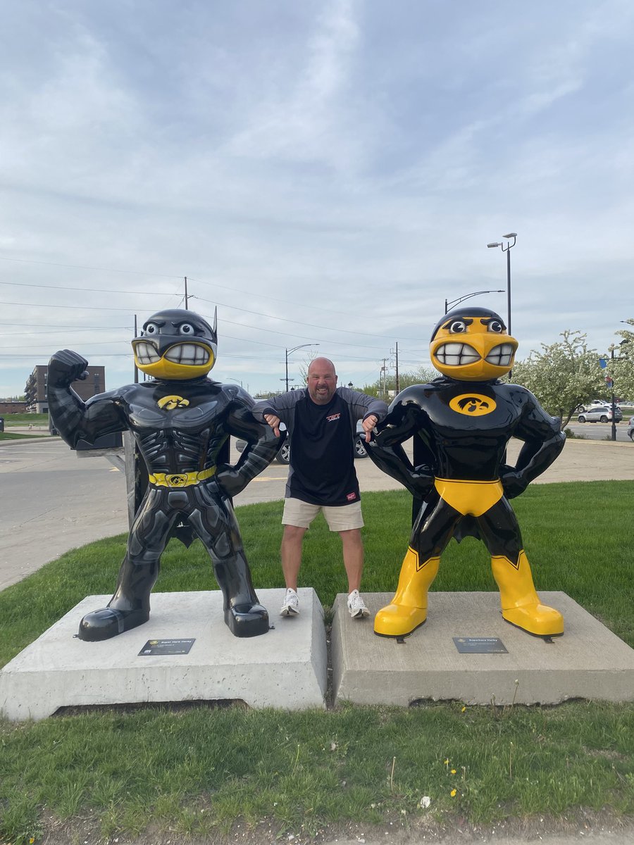 I broke down and saw <a href="/sydneyhobza/">sydney</a> for her birthday this weekend.  I also decided to infiltrate the enemy. We have to make sure she keeps bleeding Husker red !! #GBR #Huskers