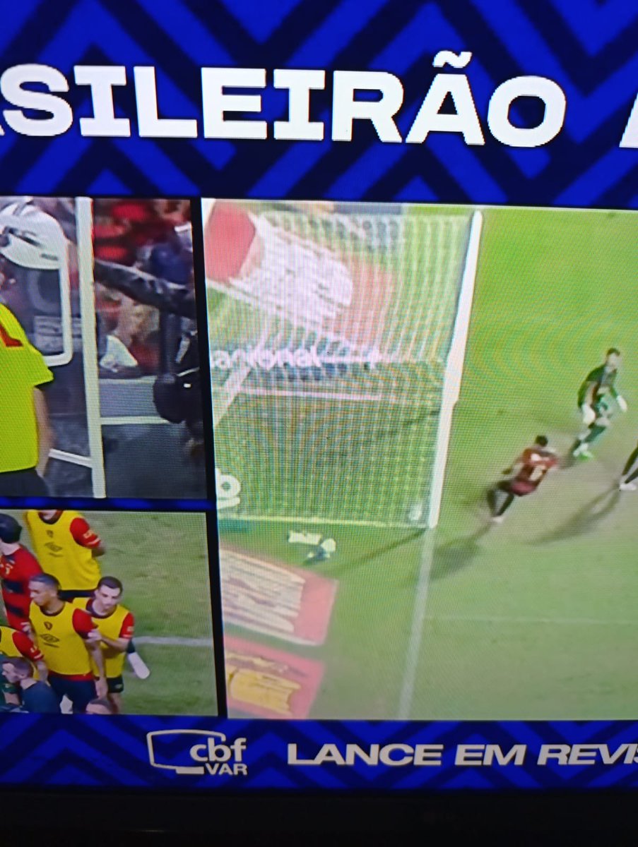 georgemelo2's tweet photo. A ARBITRAGEM BRASILEIRA É UM CU. 
ROUBARAM O FORTALEZA NA CARA DURA. ISSO É UM CRIME. 
Levem esse juiz direto pro COTEL https://t.co/LphZdCFBcM