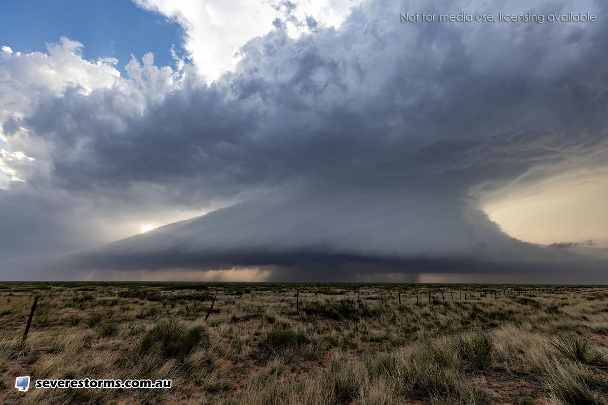 Daniel Shaw (@danielshawau) on Twitter photo Current view of the tornado warned storm NW of Caprock, New Mexico Watch live via: youtube.com/@DanielShawAU/… #nmwx <a href="/NWSAlbuquerque/">NWS Albuquerque</a> Current view of the tornado warned storm NW of Caprock, New Mexico Watch live via: youtube.com/@DanielShawAU/… #nmwx <a href="/NWSAlbuquerque/">NWS Albuquerque</a>